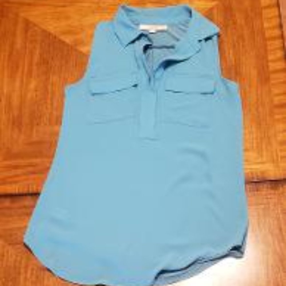 Loft Turquoise Collared Shirt-Tail Shell